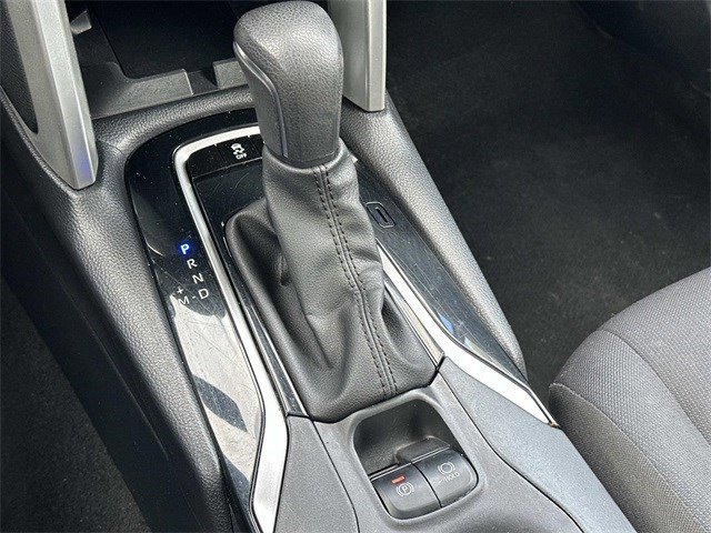 Used 2024 Toyota Corolla Cross LE image 21