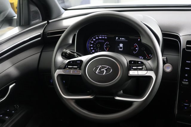 Certified 2024 Hyundai Santa Cruz SEL image 9