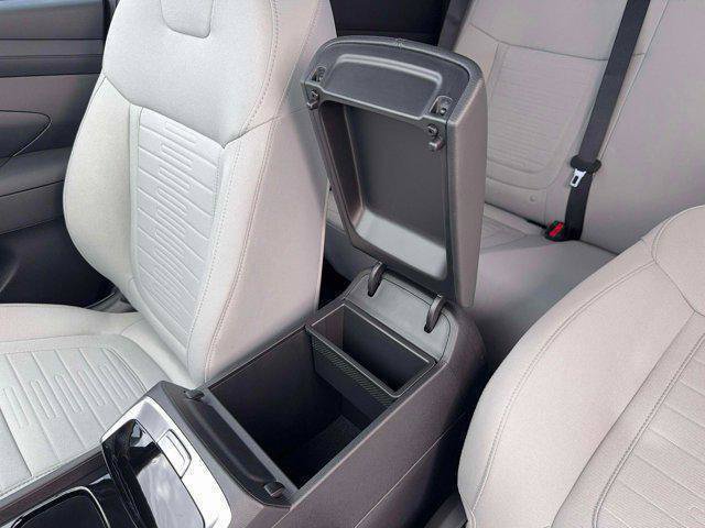 New 2026 Hyundai Santa Cruz SE FWD image 18