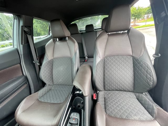Used 2019 Toyota C-HR Limited FWD image 13