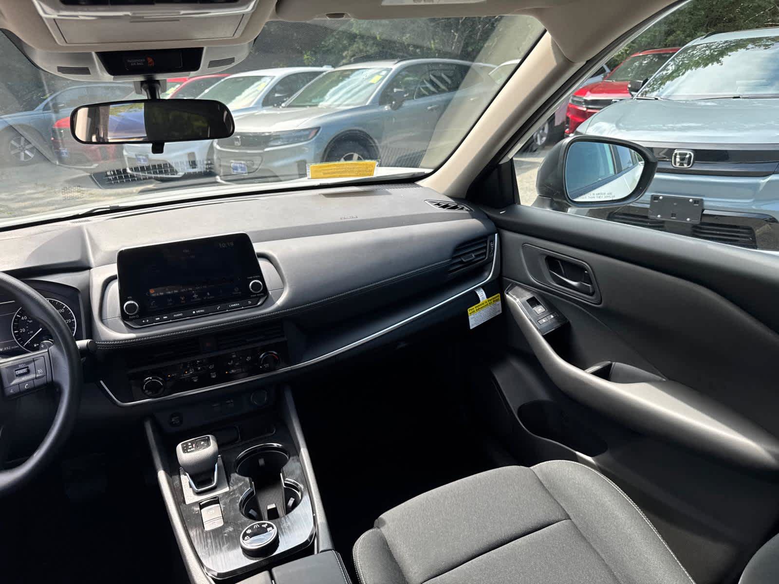 Used 2026 Nissan Rogue S AWD/4WD image 32
