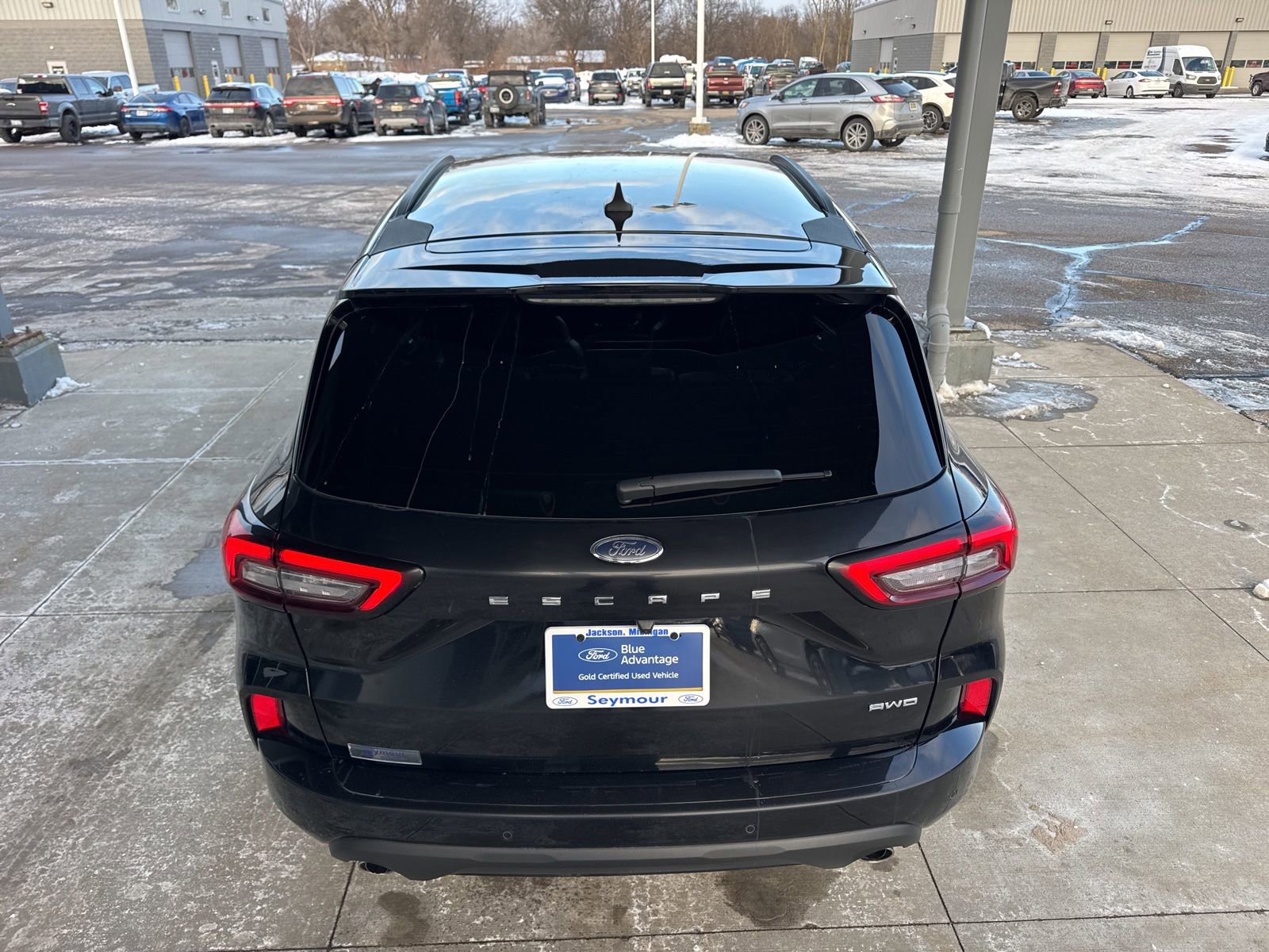 Certified 2024 Ford Escape ST-Line Select w/ Tech Pack #2 image 7