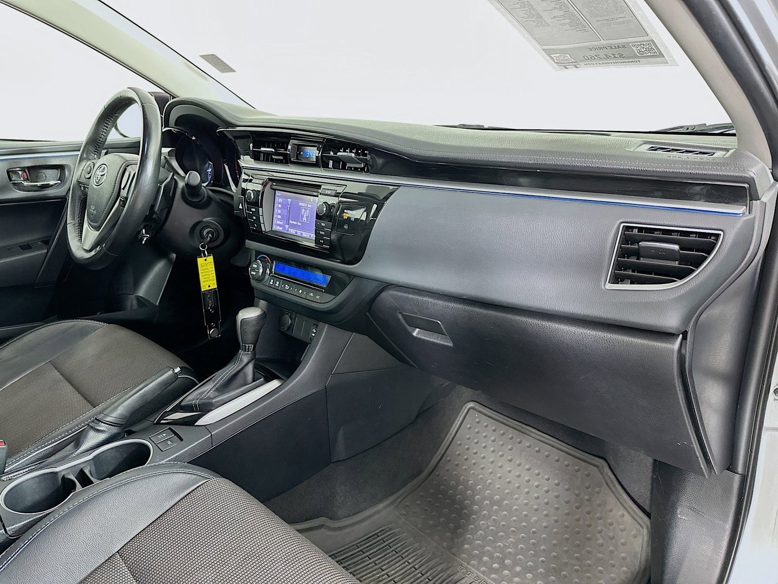 Used 2016 Toyota Corolla S w/ Body Protection Package #1 FWD image 27