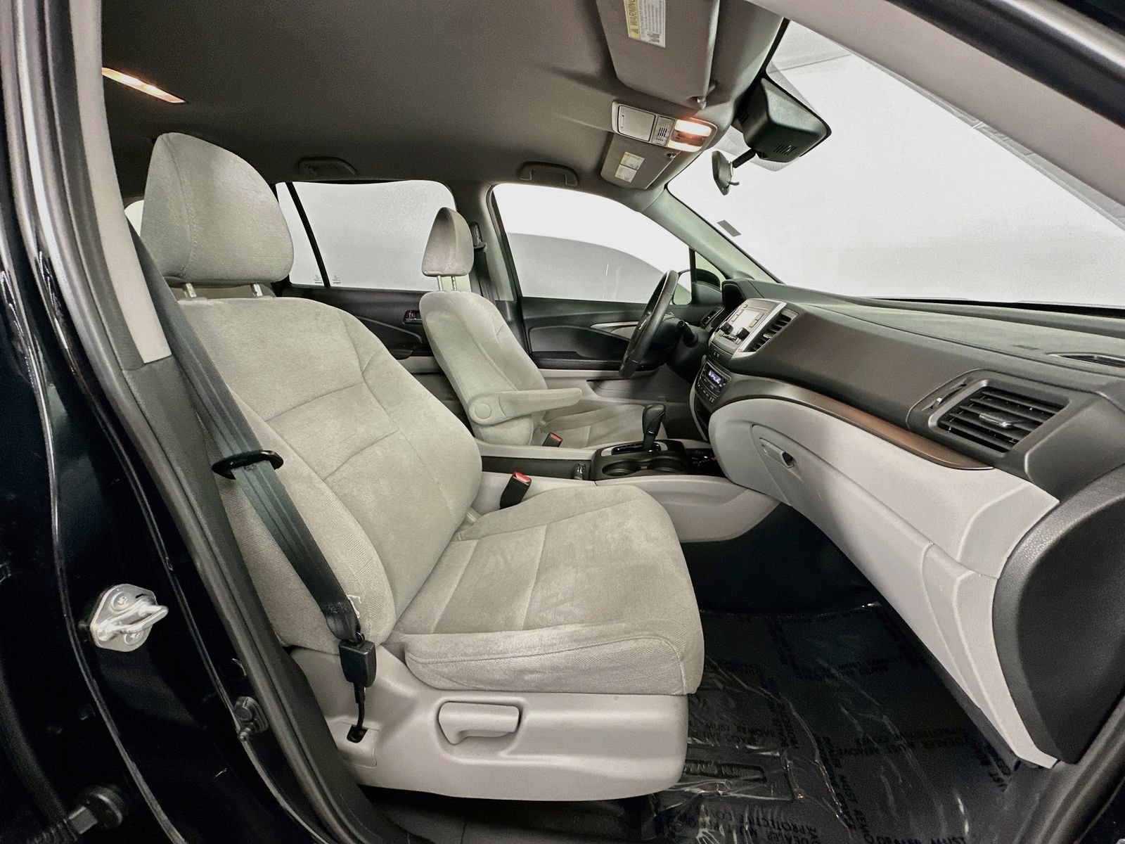 Used 2019 Honda Pilot LX image 28