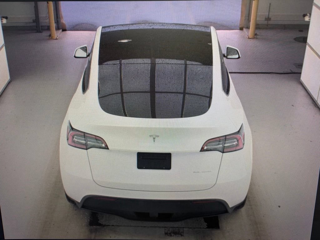 Used 2023 Tesla Model Y Long Range AWD/4WD image 20
