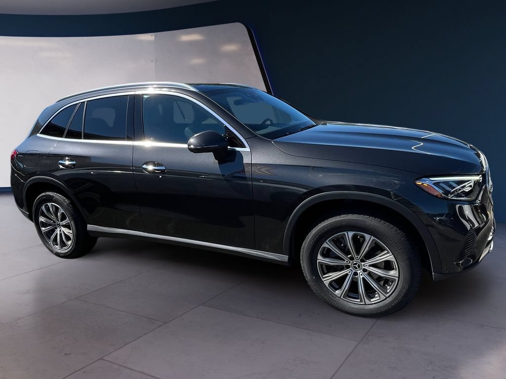 Used 2023 Mercedes-Benz GLC 300 4MATIC image 6