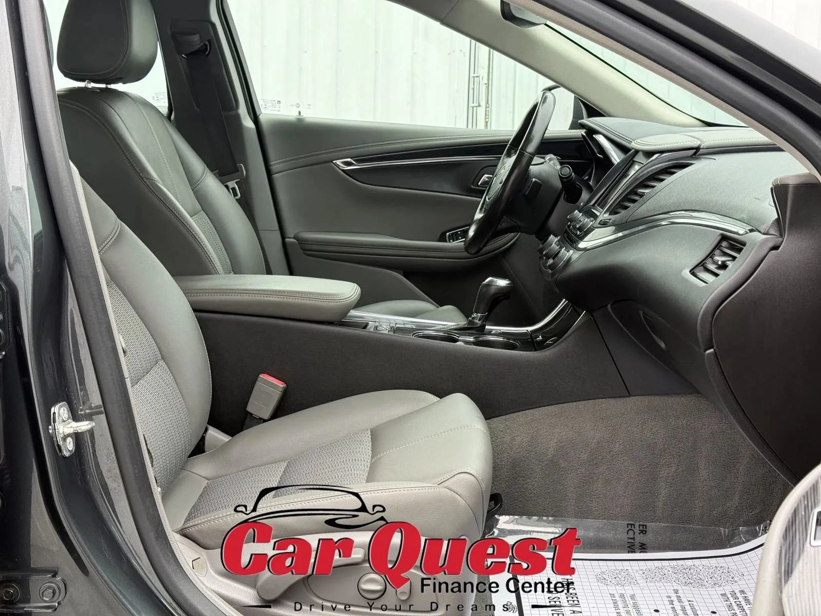 Used 2018 Chevrolet Impala LT FWD image 17