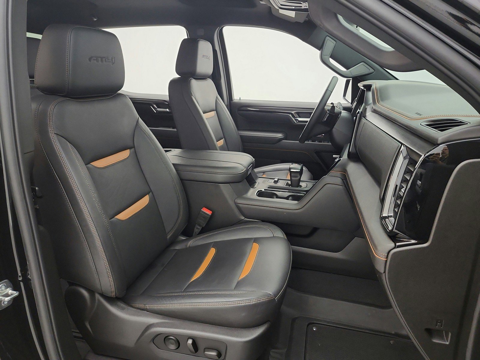 Used 2025 GMC Sierra 1500 AT4 image 19