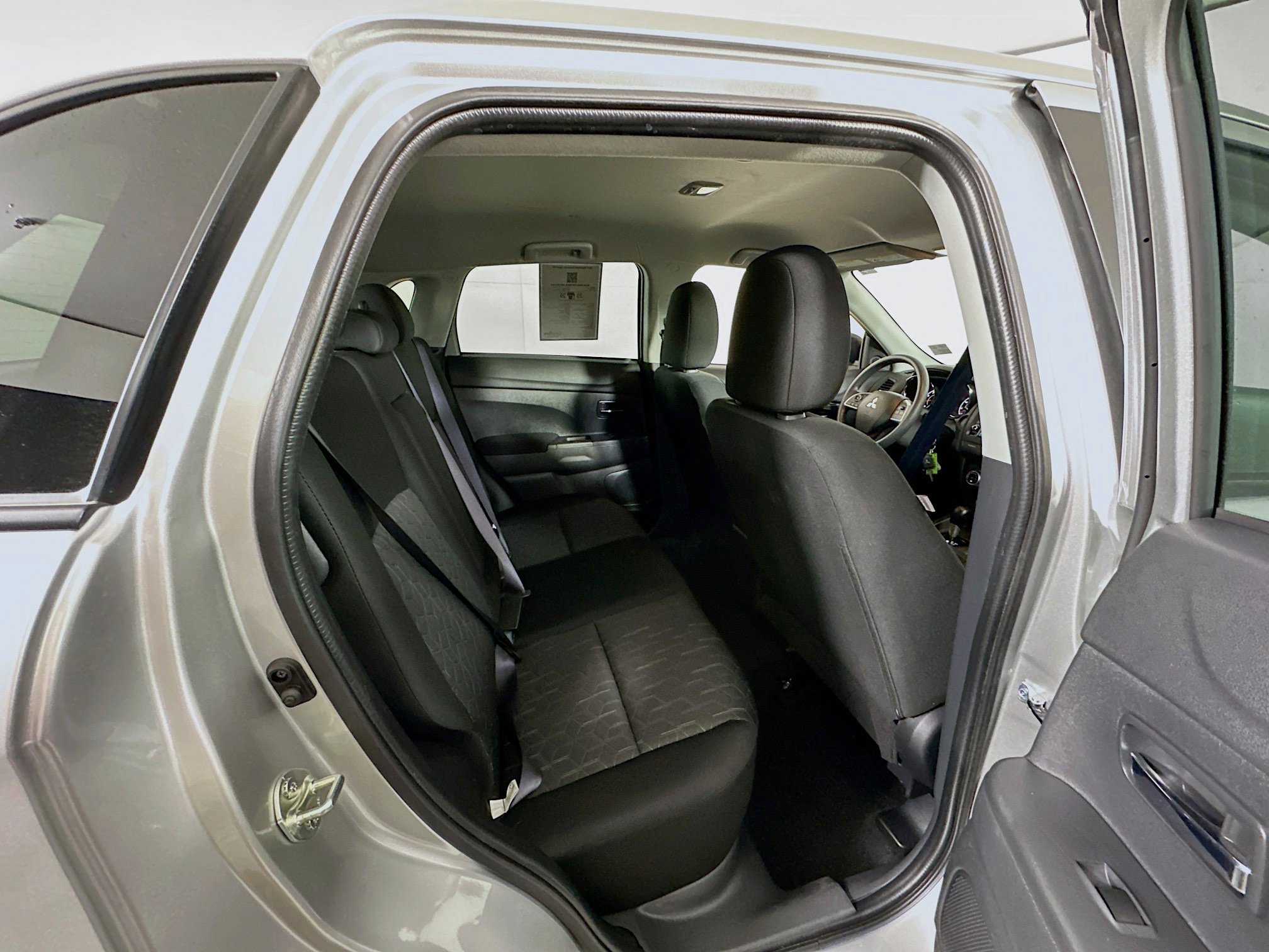 Used 2025 Mitsubishi Outlander Sport AWD image 28