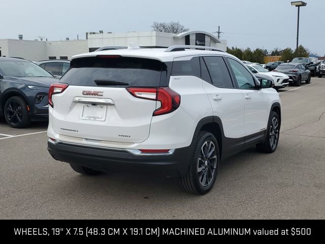 Certified 2022 GMC Terrain SLT image 4