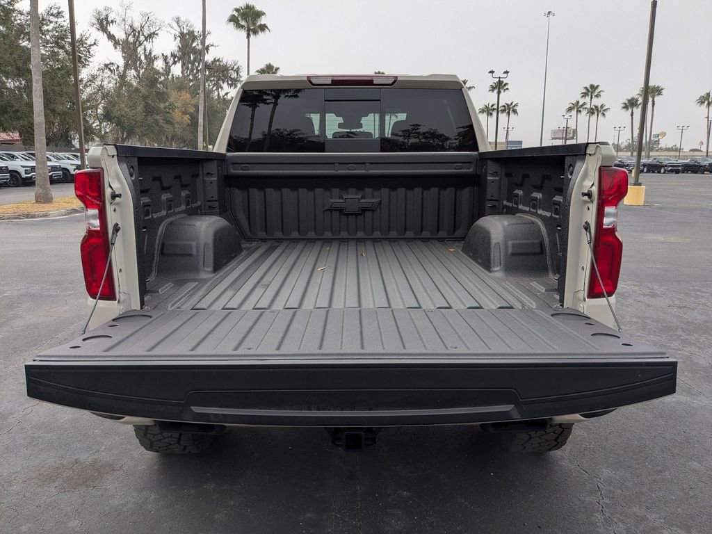 New 2026 Chevrolet Silverado 1500 RST w/ Dark Appearance Package image 13