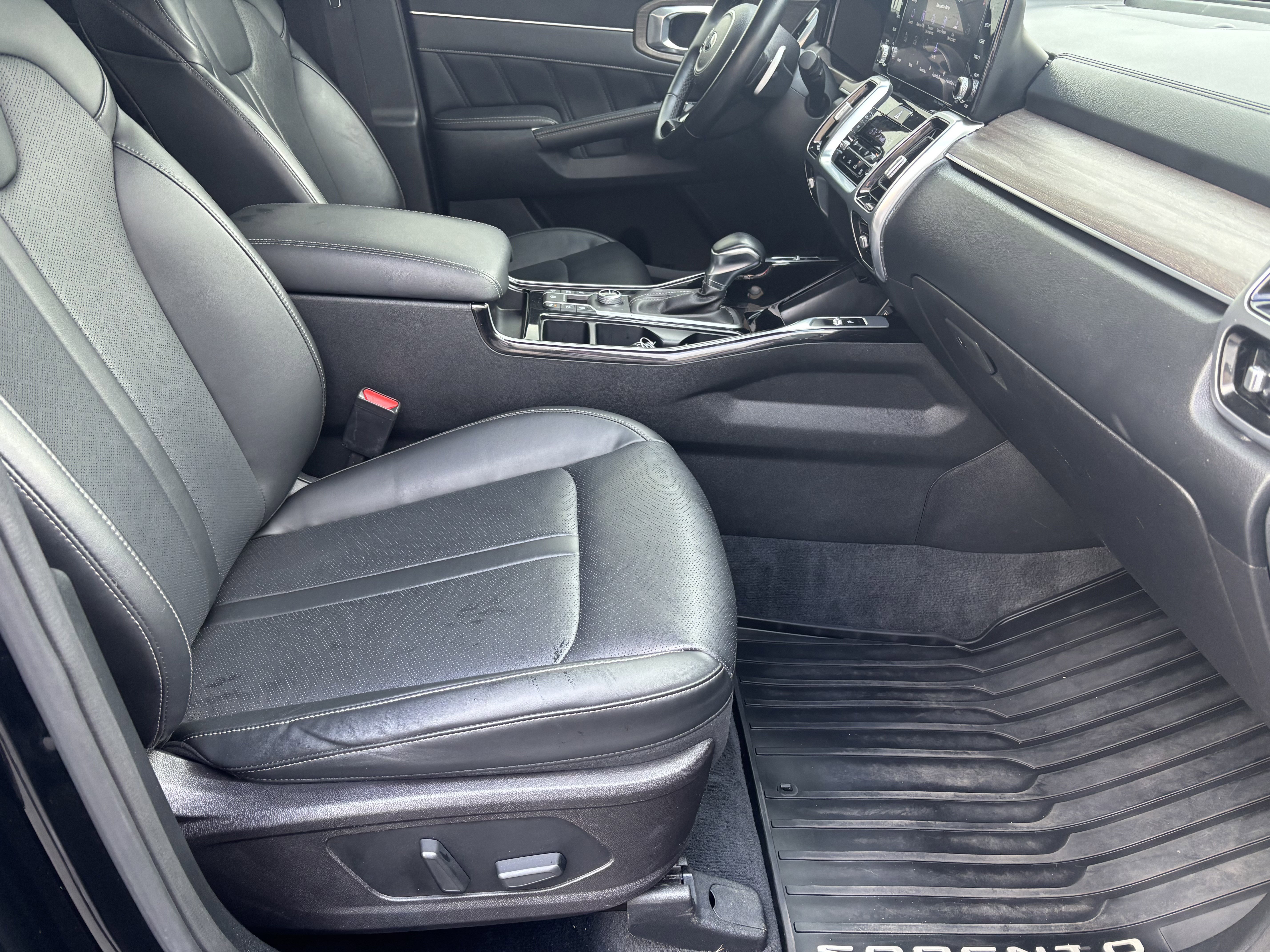 Used 2021 Kia Sorento EX AWD/4WD image 33