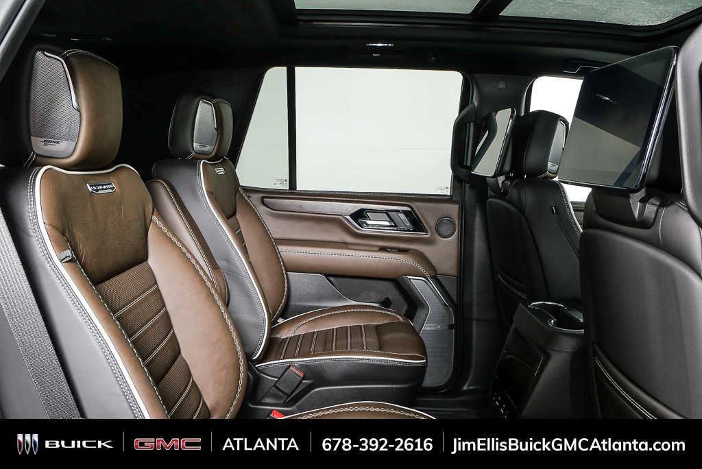 Used 2026 GMC Yukon Denali Ultimate AWD/4WD image 23