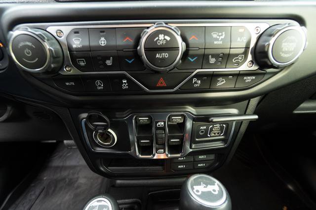 Used 2019 Jeep Wrangler Unlimited Sahara w/ Quick Order Package 24M Moab image 22