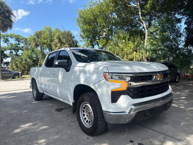 Used 2023 Chevrolet Silverado 1500 LT w/ All Star Edition Plus RWD image 4