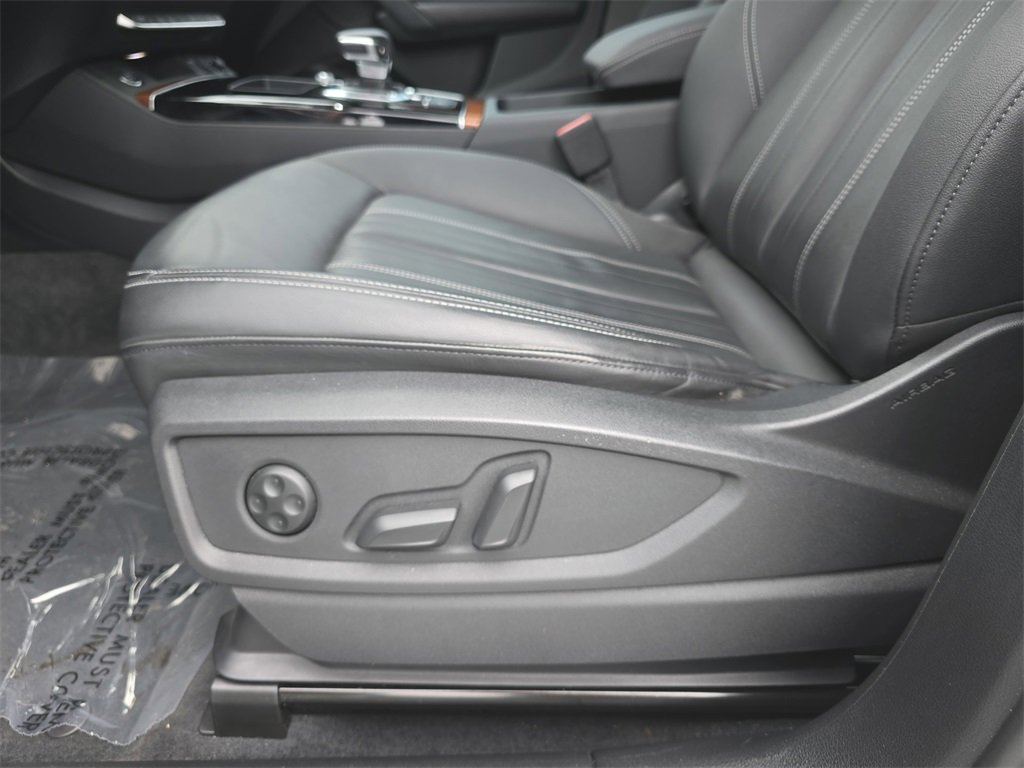 Certified 2023 Audi Q5 2.0T Premium w/ Convenience Package image 24