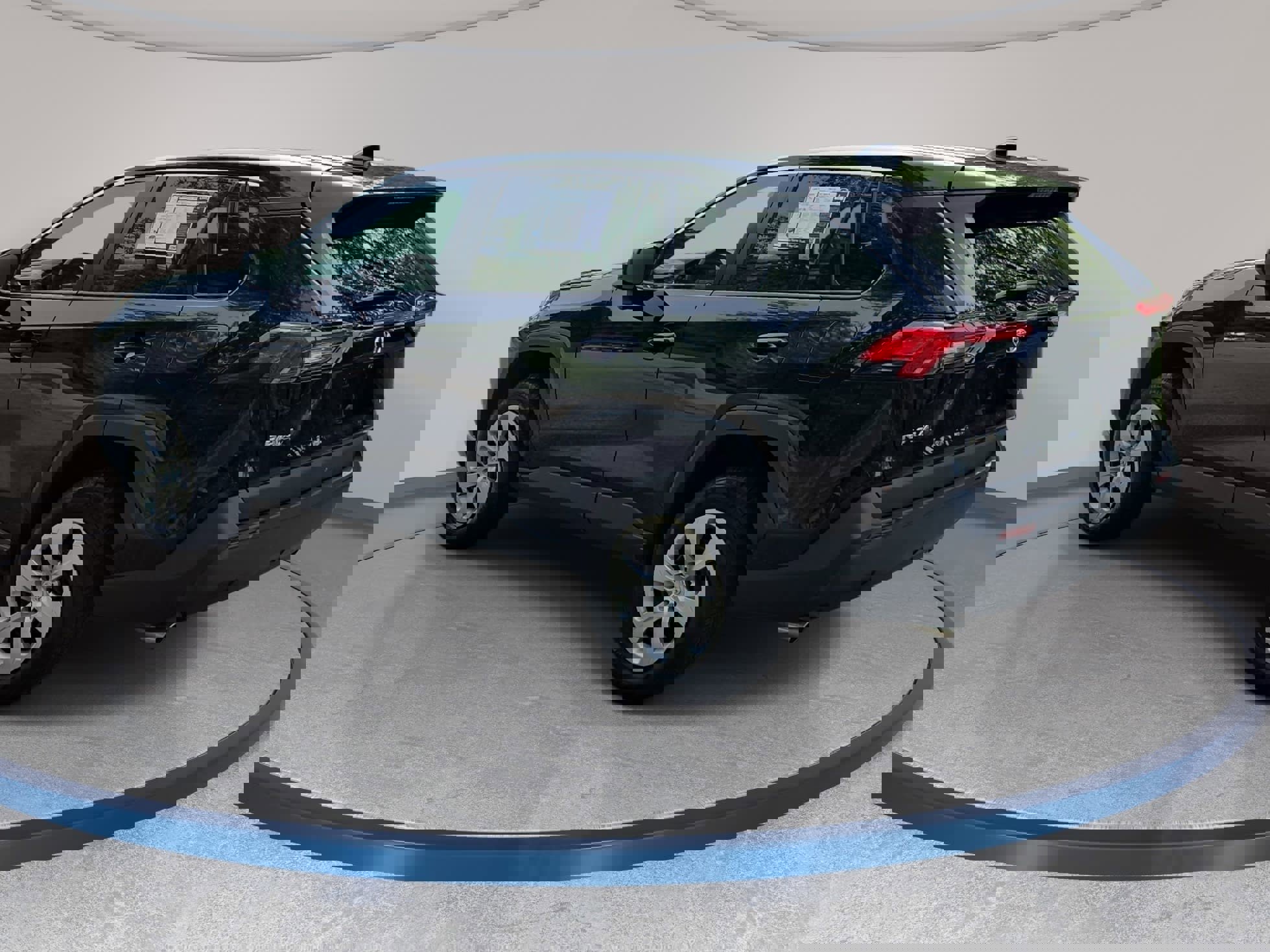 Used 2023 Toyota RAV4 LE image 7