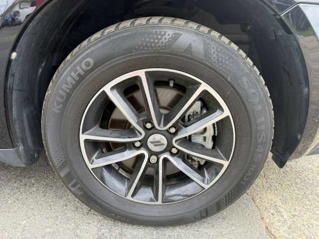 Used 2018 Dodge Journey SE w/ Blacktop Package FWD image 17