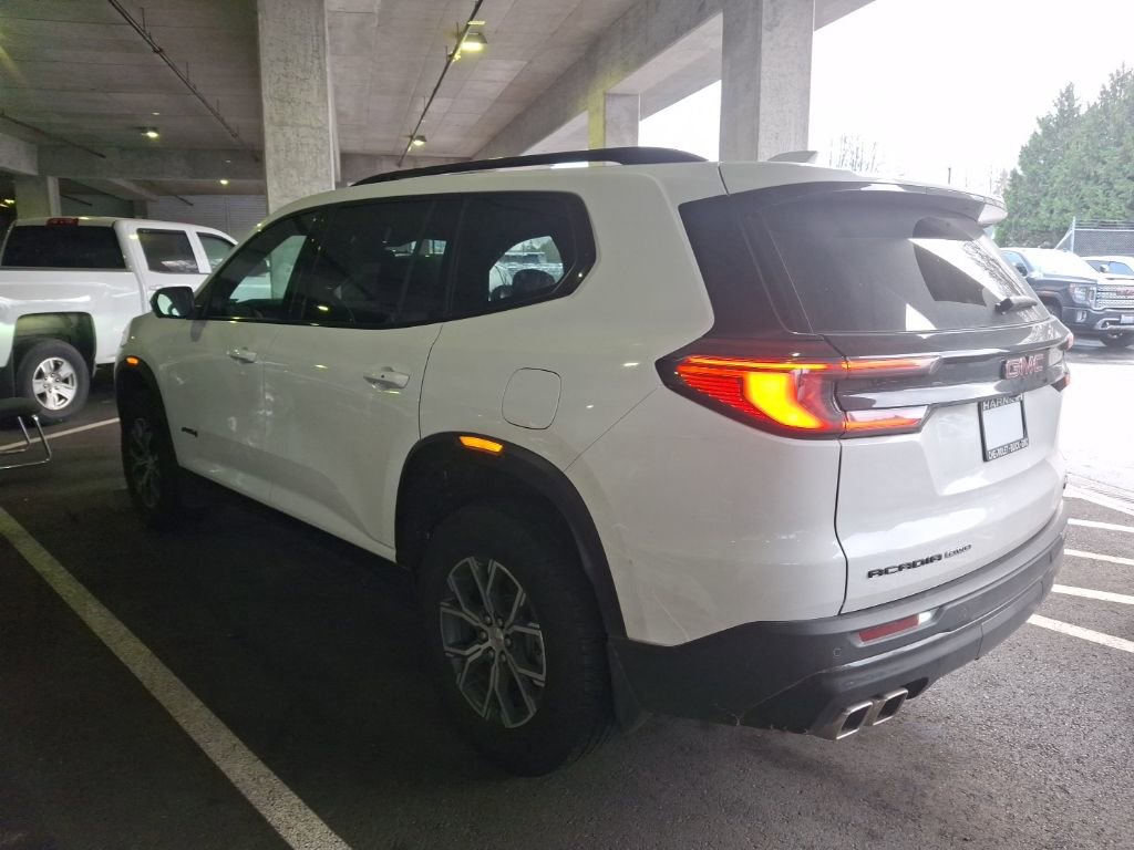 Used 2025 GMC Acadia AT4 w/ LPO, Floor Liner Package image 6