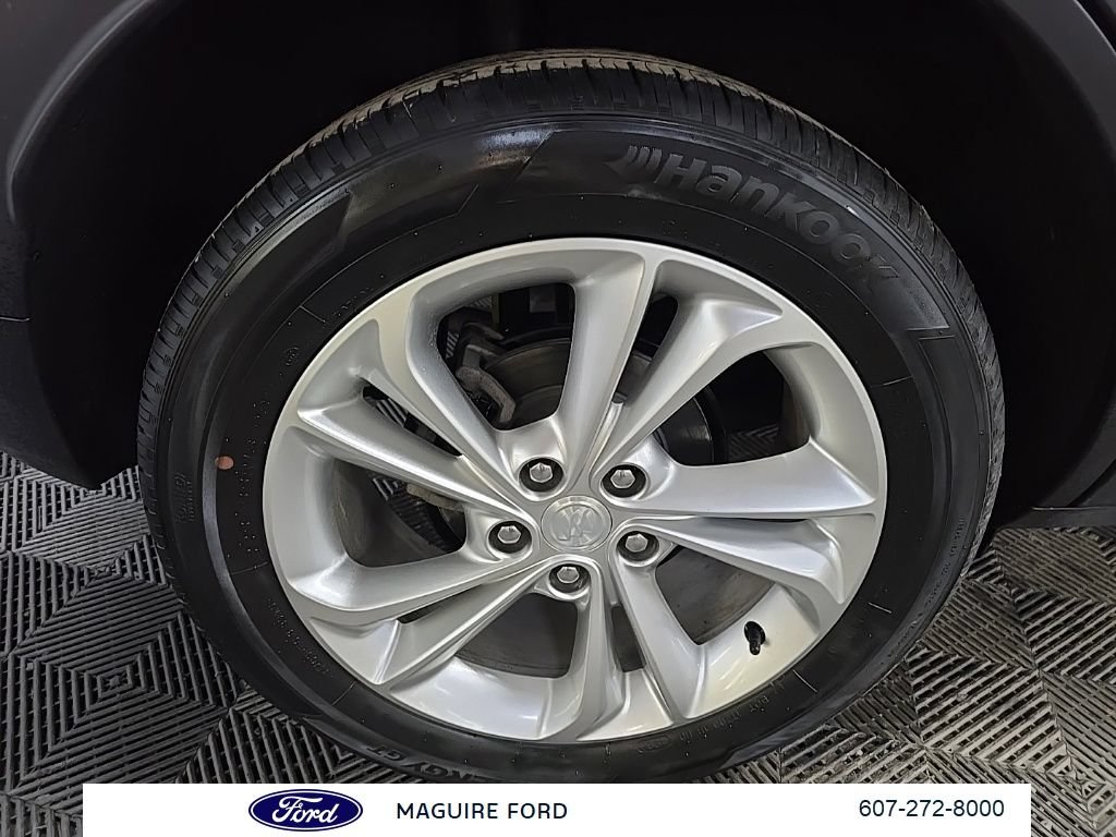 Used 2023 Buick Encore GX Preferred w/ Cold Weather Comfort Package AWD/4WD image 16