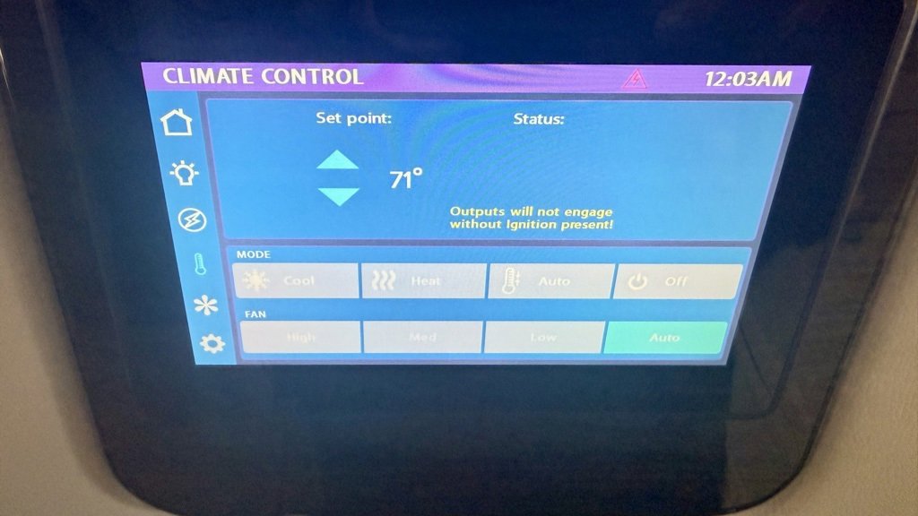 Used 2021 Mercedes-Benz Sprinter 2500 image 16