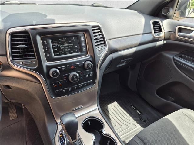 Used 2017 Jeep Grand Cherokee Laredo w/ Quick Order Package 2BE RWD image 13