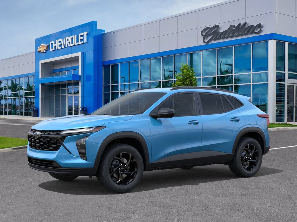 New 2026 Chevrolet Trax LT w/ Midnight Edition FWD image 3