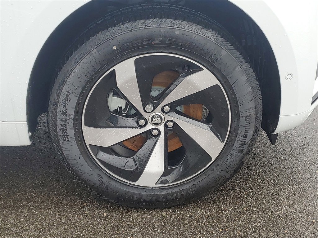 New 2025 Jaguar F-PACE R-Dynamic S image 5