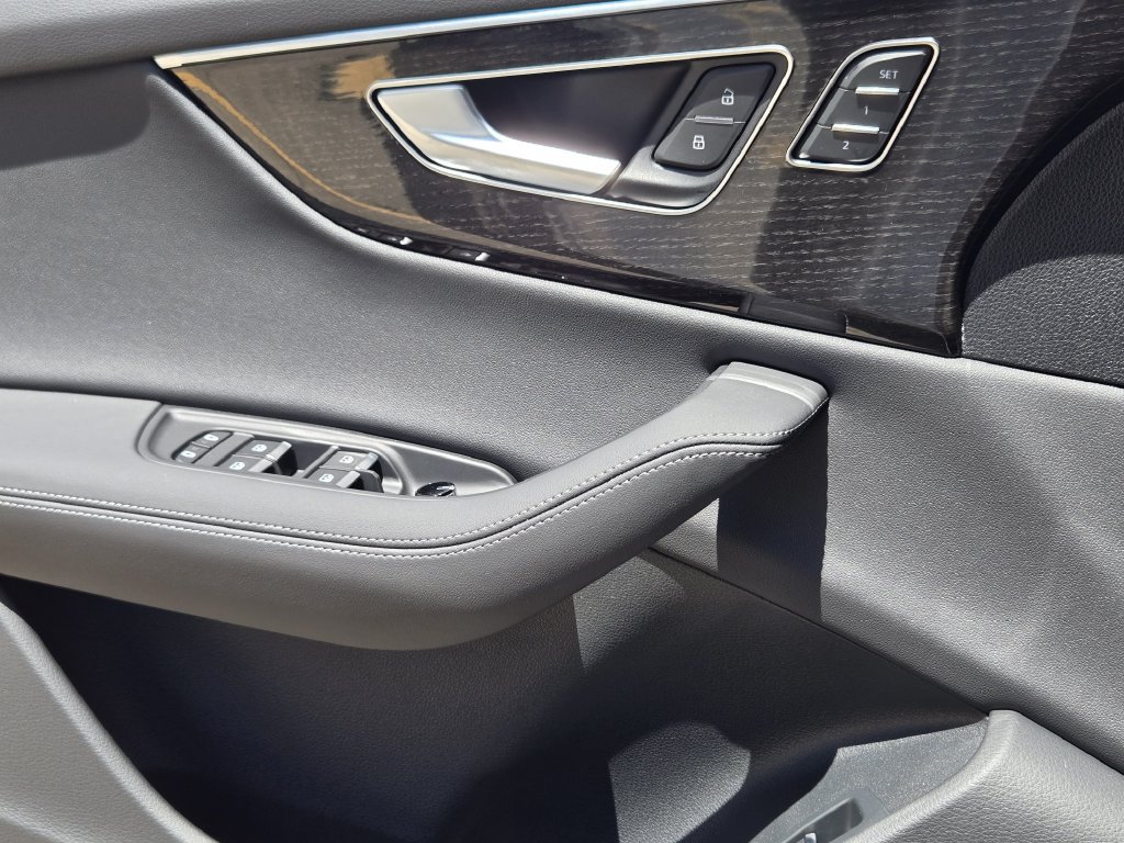 New 2027 Audi Q8 Premium Plus AWD/4WD image 28