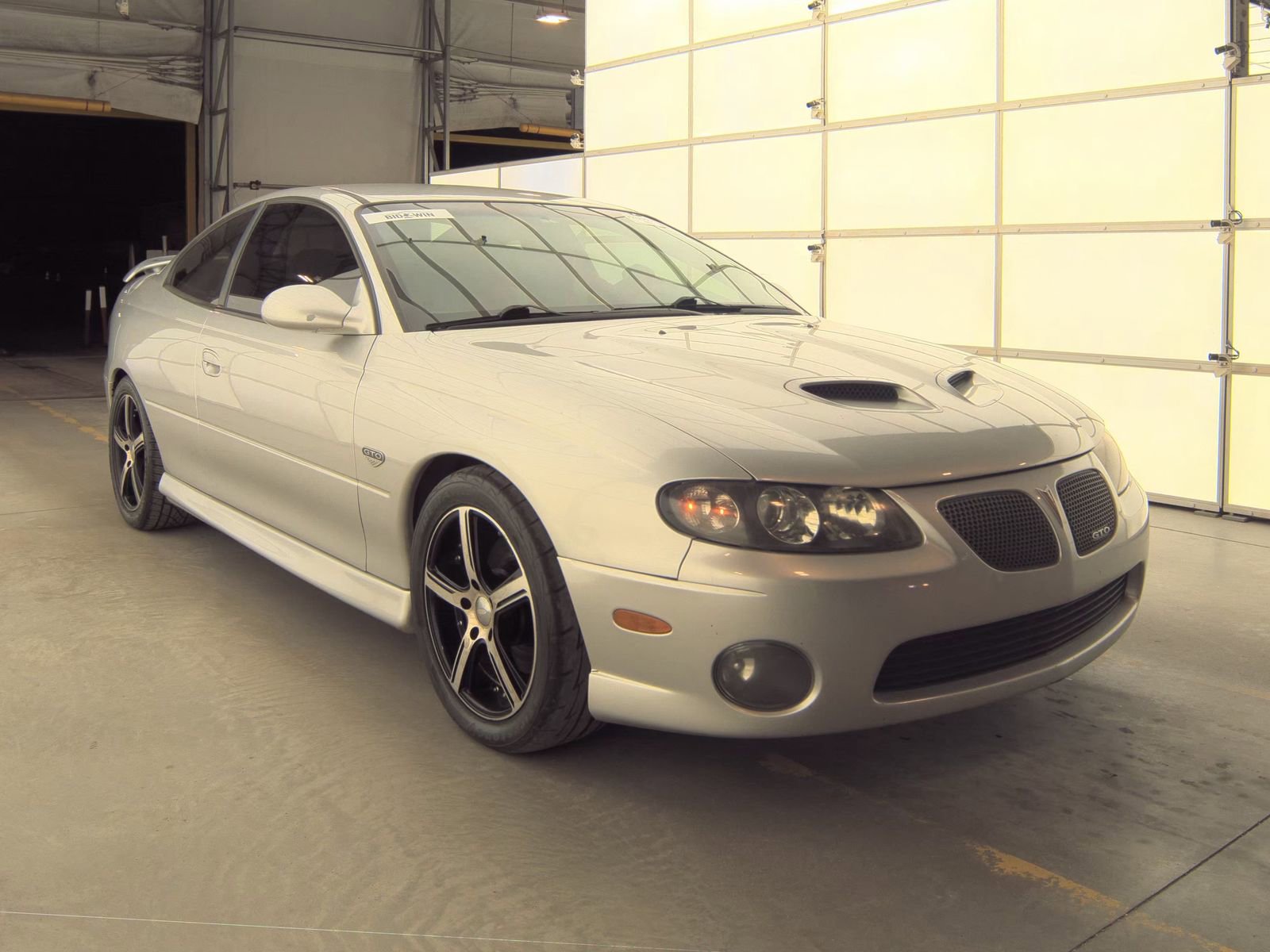 Used 2005 Pontiac GTO image 4