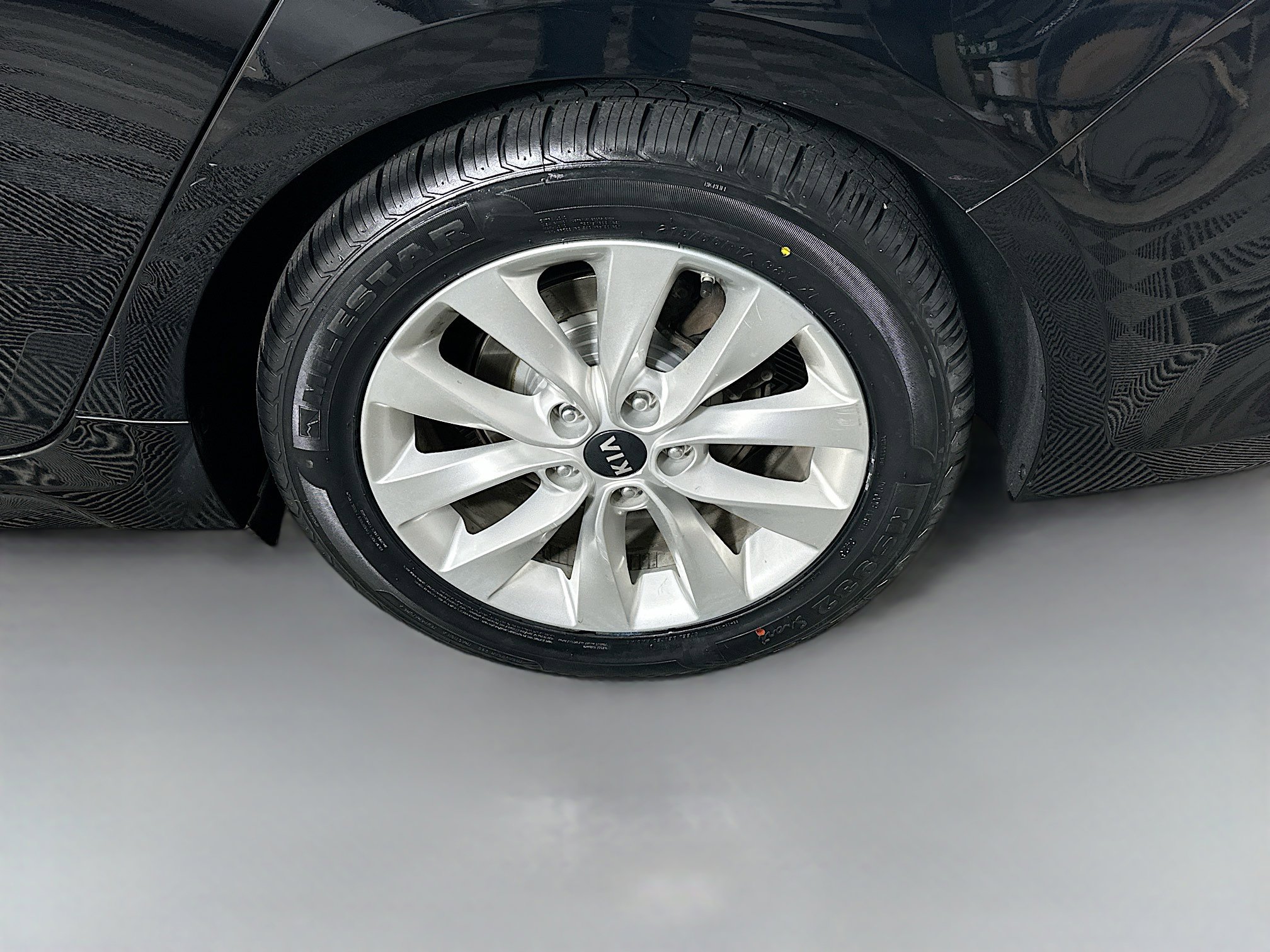 Used 2018 Kia Optima LX w/ 17" Alloy Wheels Package FWD image 29
