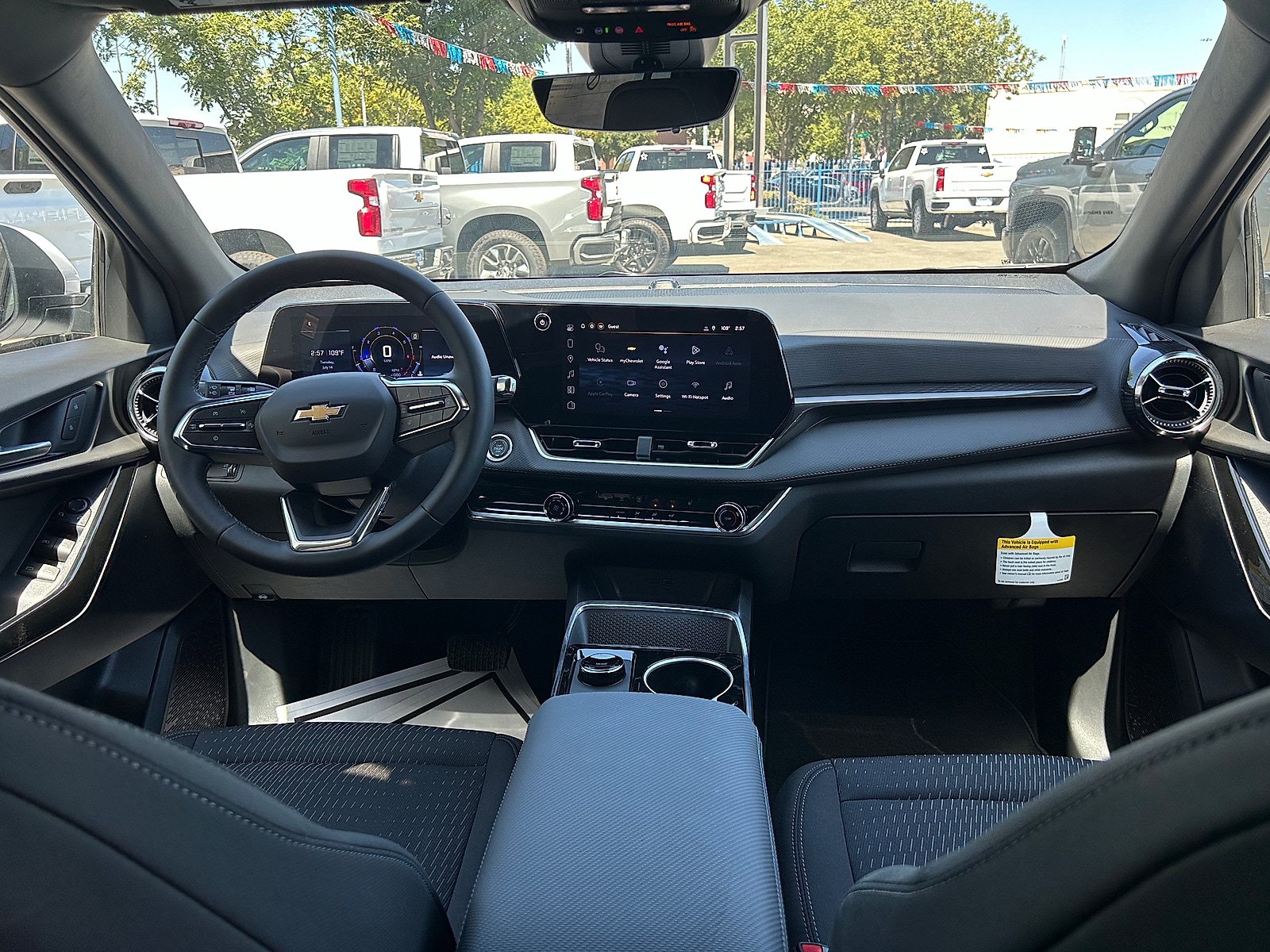 New 2026 Chevrolet Equinox LT w/ Safety and Technology Package FWD image 26