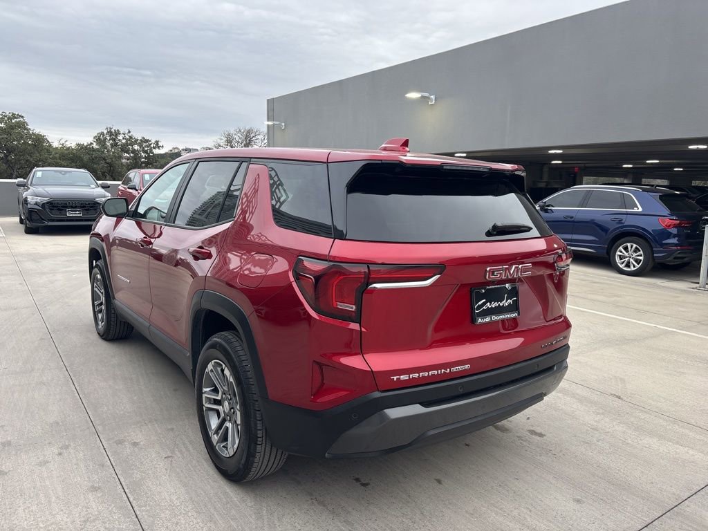 Used 2025 GMC Terrain Elevation image 8