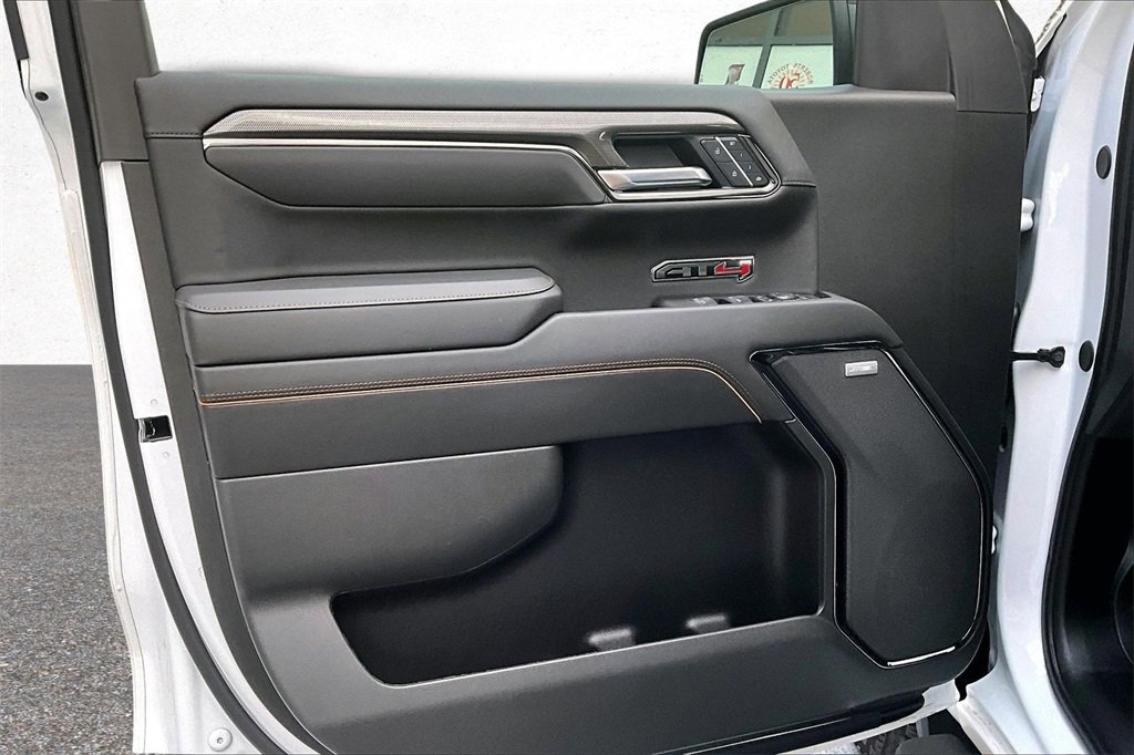 Used 2025 GMC Sierra 1500 AT4 w/ AT4 Premium Package image 20