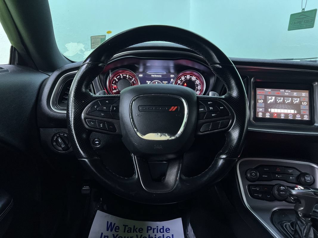 Used 2022 Dodge Challenger R/T RWD image 21
