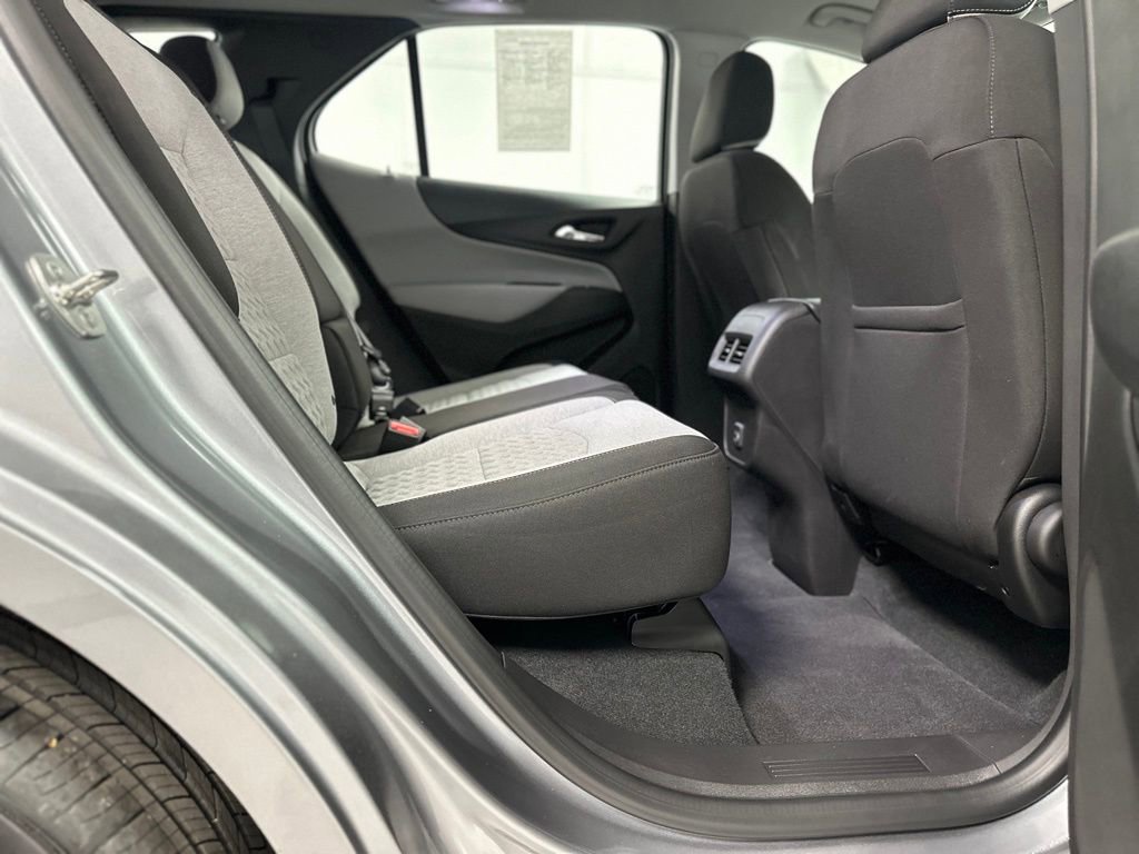 Used 2024 Chevrolet Equinox LS FWD image 21