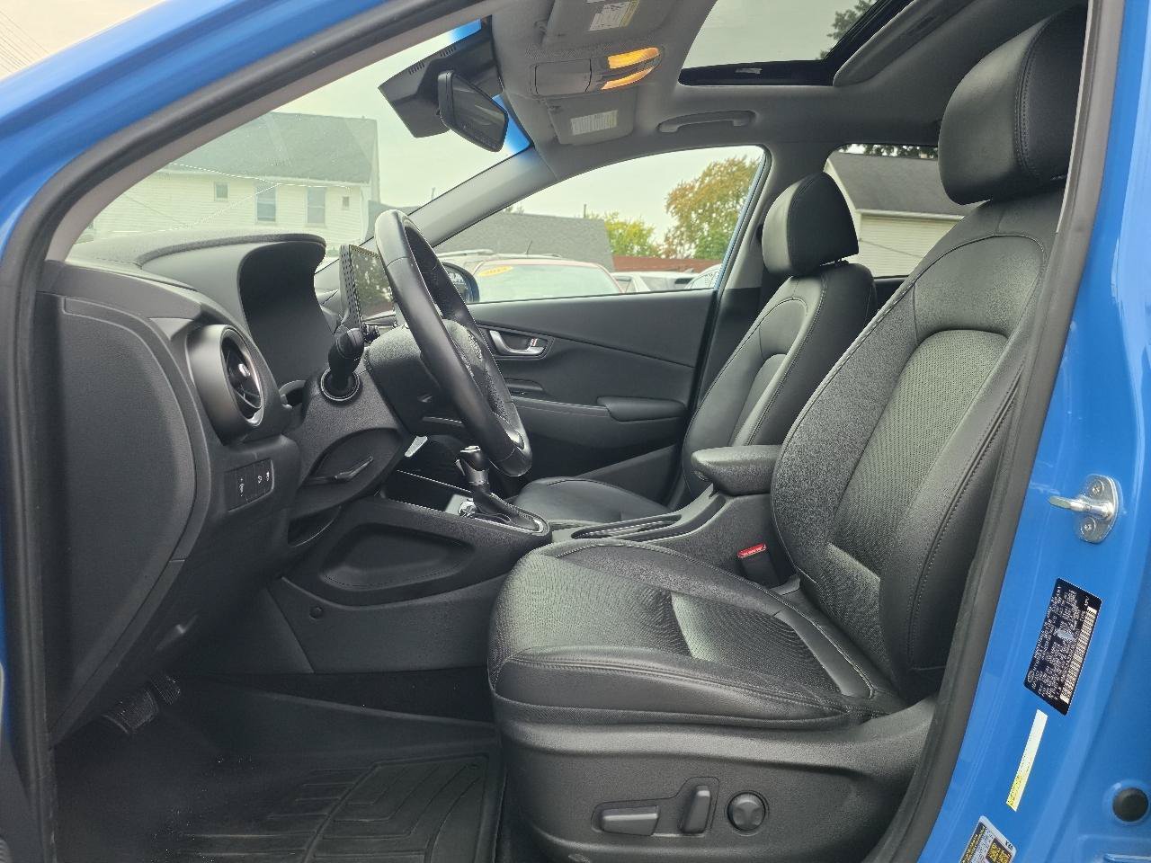 Used 2022 Hyundai Kona Limited FWD image 15