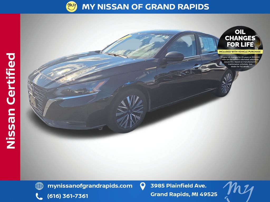 Used 2025 Nissan Altima 2.5 SV