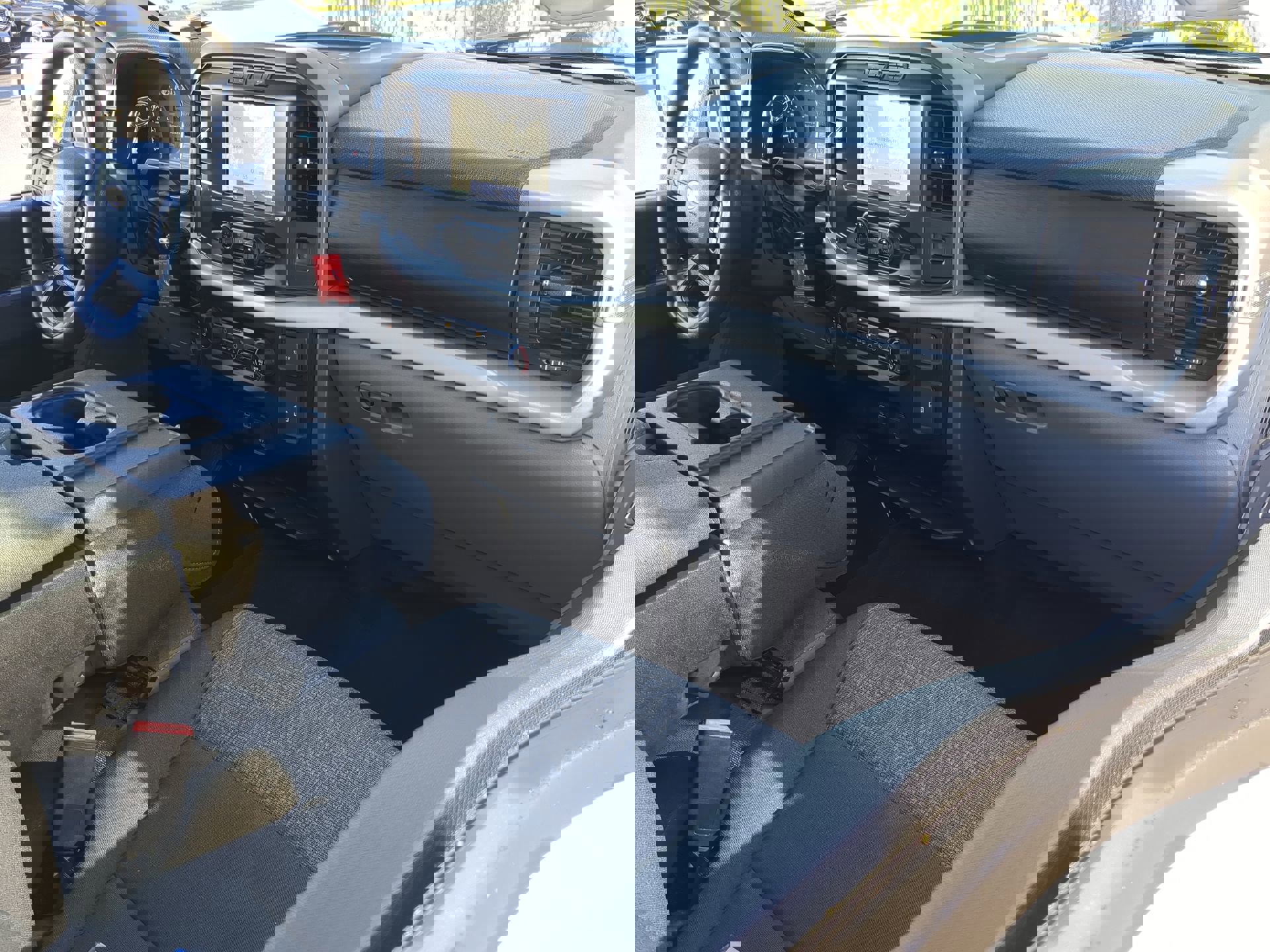 Used 2021 Ford F150 XLT image 13