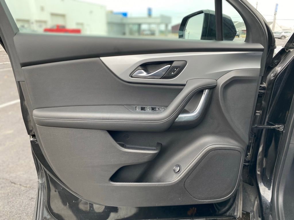 Used 2019 Chevrolet Blazer LT image 19