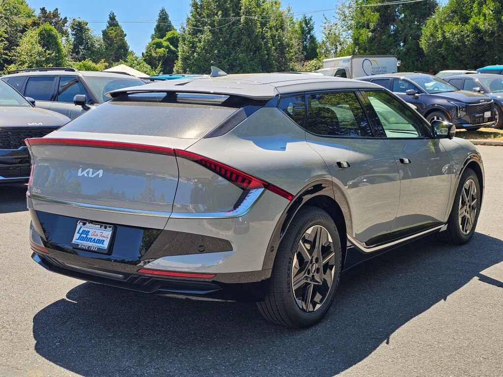 New 2026 Kia EV6 Wind AWD/4WD image 5