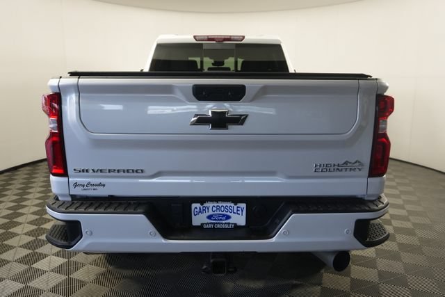 Used 2024 Chevrolet Silverado 3500 High Country w/ Technology Package AWD/4WD image 4