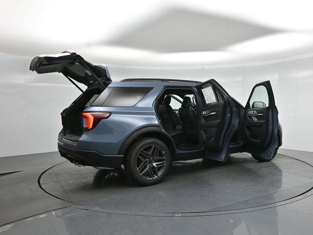 New 2026 Ford Explorer ST AWD/4WD image 5