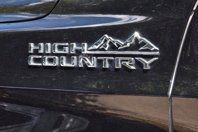 Used 2021 Chevrolet Tahoe High Country w/ Premium Package AWD/4WD image 44