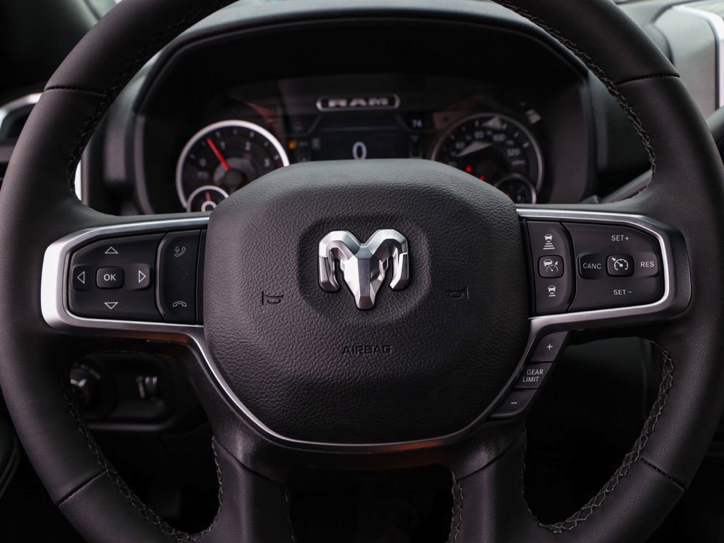 New 2026 RAM 3500 Big Horn AWD/4WD image 24