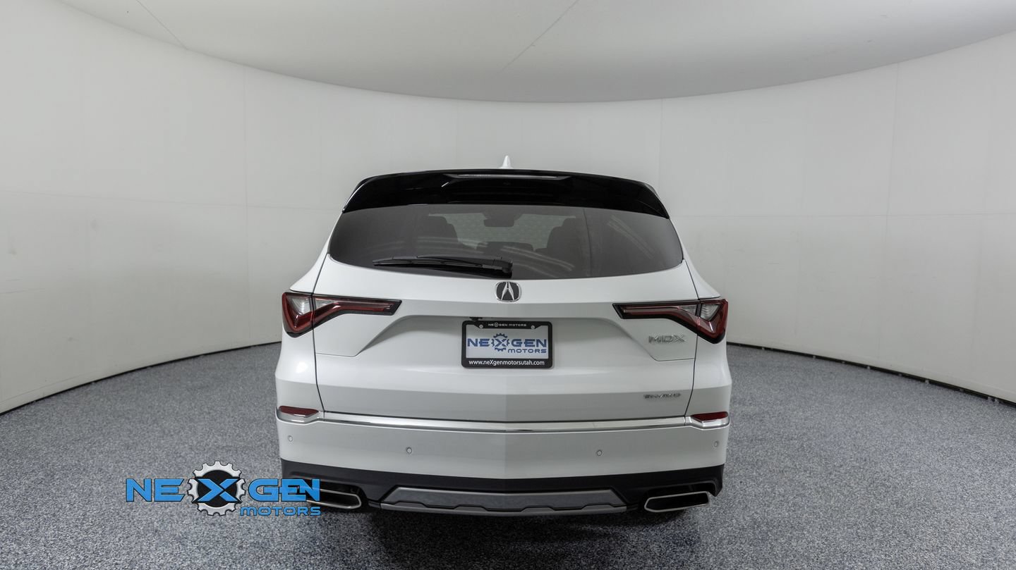 Used 2025 Acura MDX SH-AWD w/ Technology Package image 6