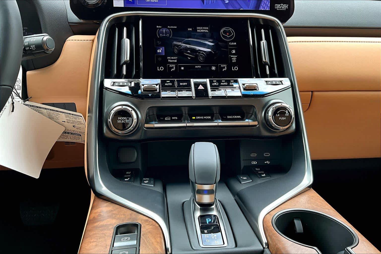New 2026 Lexus LX 700h Luxury AWD/4WD image 19