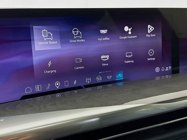 Used 2025 Cadillac Escalade IQ Sport 2 AWD/4WD image 17