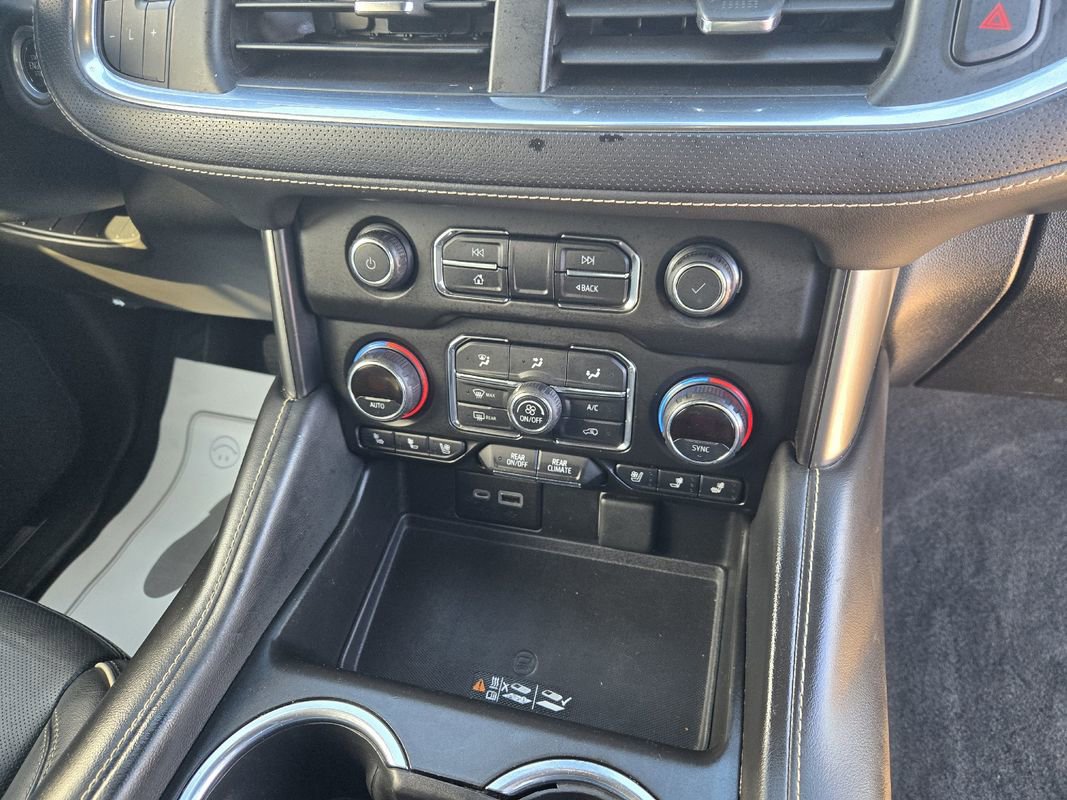 Used 2021 Chevrolet Tahoe Premier w/ Premium Package image 16