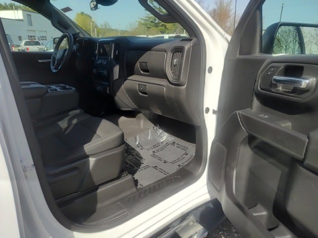 Used 2024 Chevrolet Silverado 1500 Custom image 12